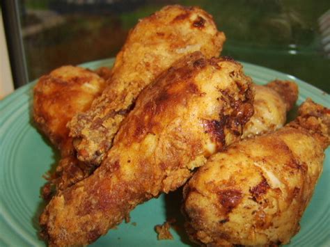 Paula Deans Spicy Buttermilk Fried Chicken Recipe