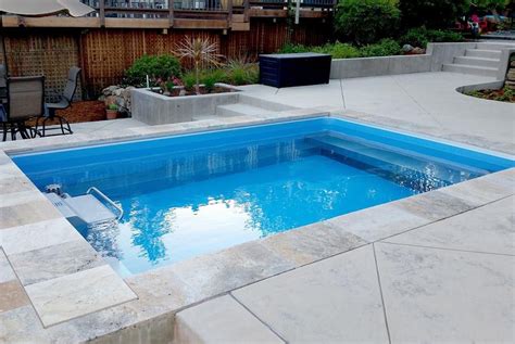 The Original Endless Pool Lets You Swim In Place Against The Industrys