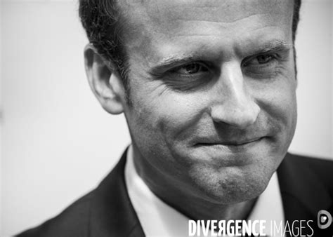 Portraits En Noir Et Blanc Du Président De La République Emmanuel