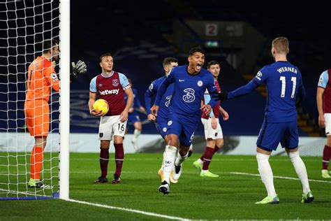 Gary Neville Labels Chelsea Defender Thiago Silva ‘tough As Hell After West Ham Performance
