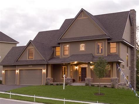 If your child has seen a farm house already then he can associate with this. Beautiful Exterior House Paint Colors Ideas: Warmth Exterior House Paint Ideas Ranch Style Home ...