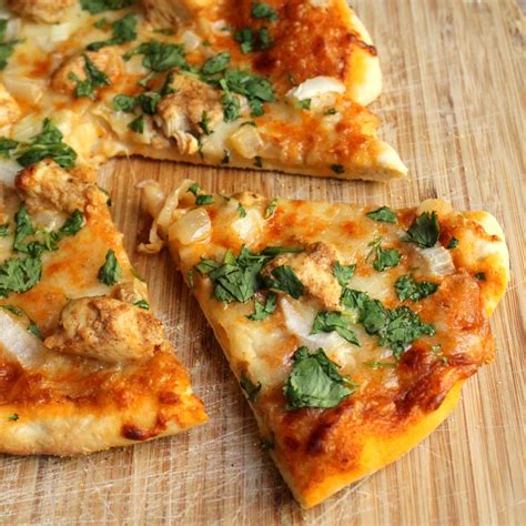 Butter chicken vs chicken tikka masala. chicken tikka masala pizza