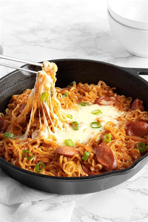 Extra Cheesy Korean Buldak Ramen 10 Minutes That Cute Dish Mytaemin