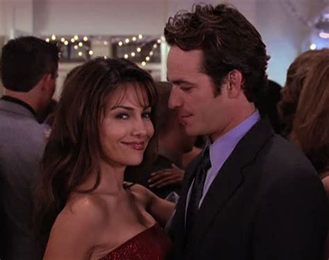 17 gina and dylan from we ranked all of beverly hills 90210 s best couples e news