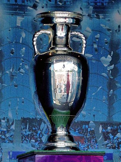 Europameisterschaft im gewichtheben — первенство чемпионат европы по тяжёлой europameisterschaft f спорт. Henri-Delaunay-Pokal - Wikipedia