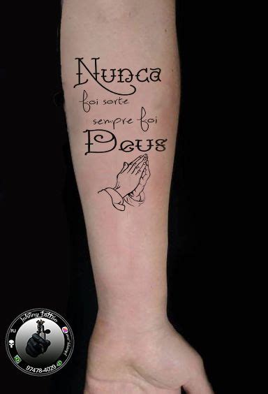 6 ideias para te inspirar a fazer uma no braço. Nunca foi sorte em 2020 | Frases para mae tatuagem, Tatuagem da favela, Tatuagem de frases no ...