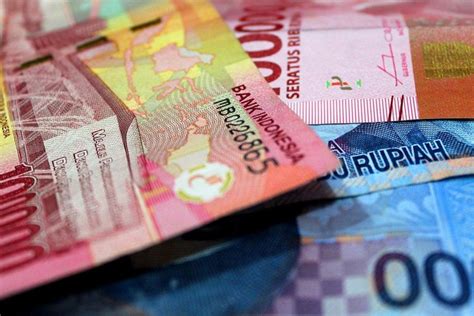 Kepentingan kesehatan dan kebersihan di dalam new normal baru memang mesti disosialisasikan. Undangan Mencatat Protokol Kesehatan - Begini Penerapan ...