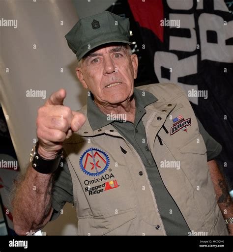 Lee Ermey Ronald Lee Ermey Né Le 24 Mars 1944 15 Avril 2018 était