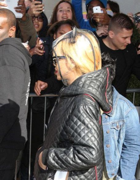 Rihanna And Her Mother Monica Leaving Their Hotel In London Famousfix
