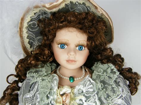 Rare Vintage Goldenvale Collection Milly Porcelain And Cloth Doll 15 W