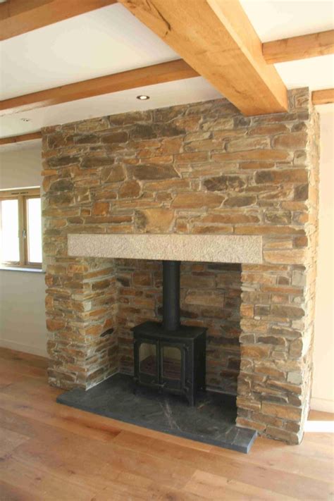 A slate stone fireplace is remarkably versatile and can be made to look right at home in virtually any style or setting. 12 best Slate hearth images on Pinterest | Fire places ...