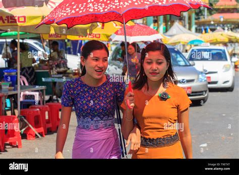 Modern Myanmar Hi Res Stock Photography And Images Alamy