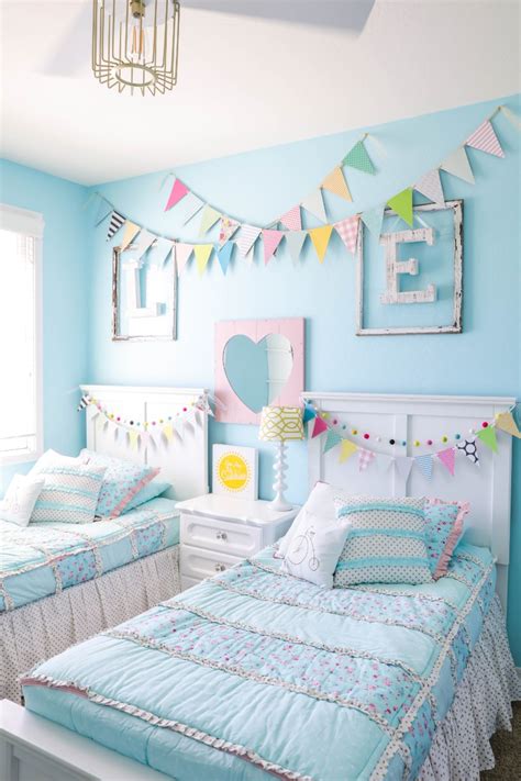 Decorating Ideas For Kids Rooms Girls Room Makeover