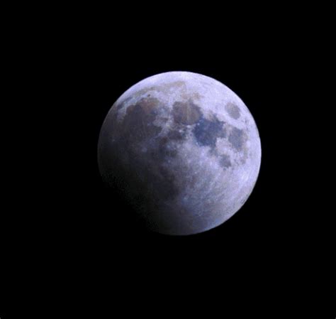 I've actually been meaning to make a gif of this for quite some time. Lunar Eclipse GIF - Find & Share on GIPHY