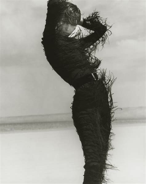 Remembering The Work Of Photographer Herb Ritts Herb Ritts Black And White Photography