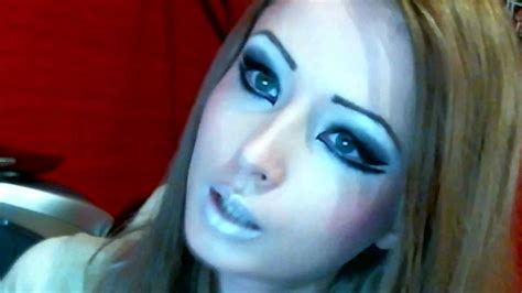 Valeria Lukyanova Amatue YouTube