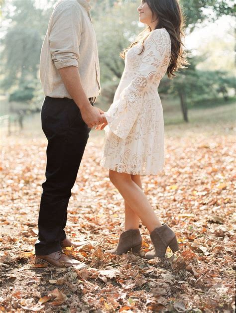 Fall Nyc Engagement Session Fall Engagement Outfit Ideas Central Park Film Eng Engagement