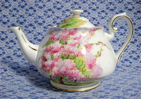 Teapot Royal Albert Blossom Time 1950s England Bone China Tea Pot Tea