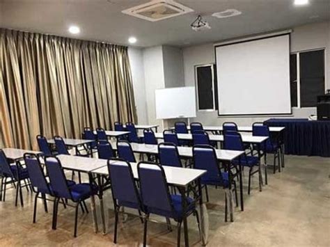 Please continue onto kwikcar app for the full experience. Johor Bahru Meeting Room for Rent, Training Room Rental ...