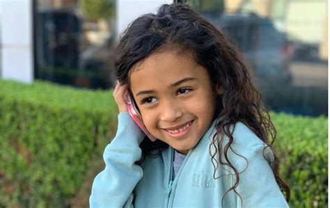 Chris Brown’s Daughter Royalty Shows Off Her Singing Talent And Sass In Cute Clip Celebrity