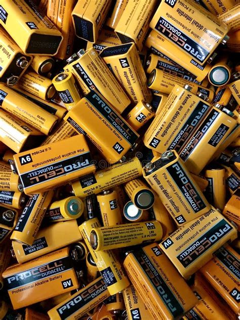 Duracell Batteries Editorial Stock Image Image Of Equipment 163925024