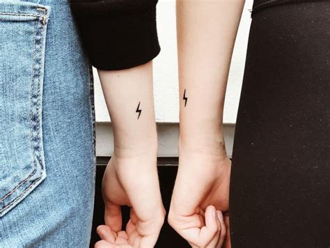 Ideas De Tatuajes Mini Que Vas A Querer Hacerte Con Tu Hermana Actitudfem
