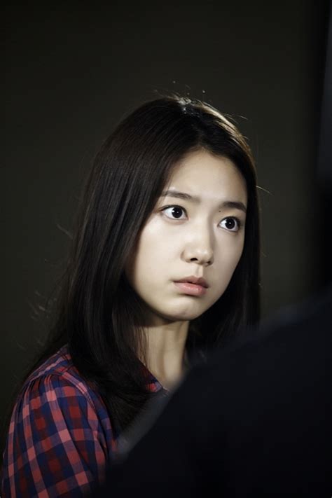 lee min ho and park shin hye feel the sparks in first meeting stills for the heirs soompi