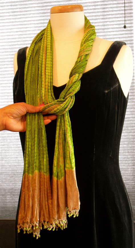 Scarf Styling For Long Oblong Scarves ~ Two Ways Lady Violette Likes To Wear An Oblong Scarf