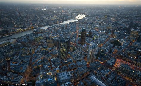 Spectacular Pictures Of London Taken From 1000 Feet In The Air Daily