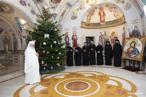 Slujitorii și Psalții Catedralei Patriarhale I Au Vestit Nașterea