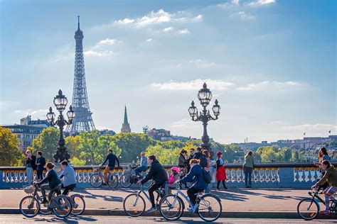 How To Use Velib Paris Bike Share Wanderlust Crew