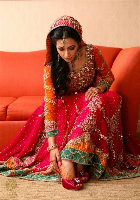 Explore the fabulous collections of pakistani salwar kameez from mirraw. 10 Most Stylish Pakistani Bridal Dresses -Wedding Outfits