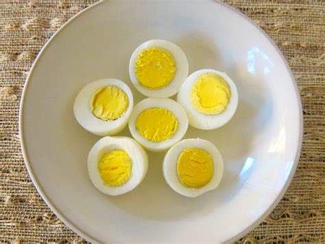 So save your fresh eggs for frying and other cooking methods, and reserve the ones that are a few days old for boiling. Instant Pot Hard Boiled Eggs - Paint The Kitchen Red