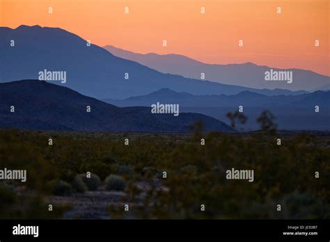 Mojave Desert Landscape California Usa Stock Photo Alamy