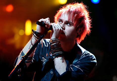 Michael Clifford Has A Snapchat Name But Fans Might Not Get What They