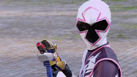 Hayley Foster White Ninja Steel Ranger Morphin Legacy