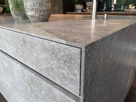 Granit arbeitsplatten aus atlantis sky blue sind zeitgemäß. Naturstein Kuechenarbeitsplatte Farbe Atlantic Stone ...