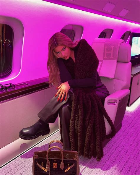 Inside Kylie Jenners 728 Million Pink Private Jet Featuring An