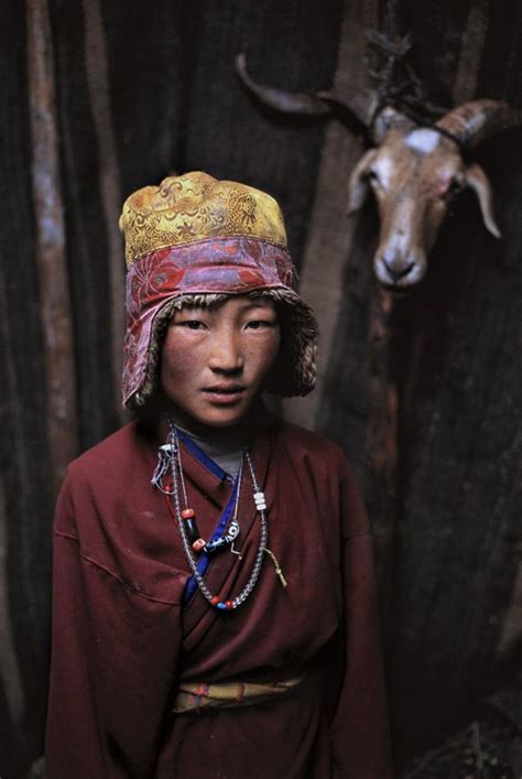 Nomad Boy Tibet By Steve Mccurry Steve Mccurry Tibet World Cultures