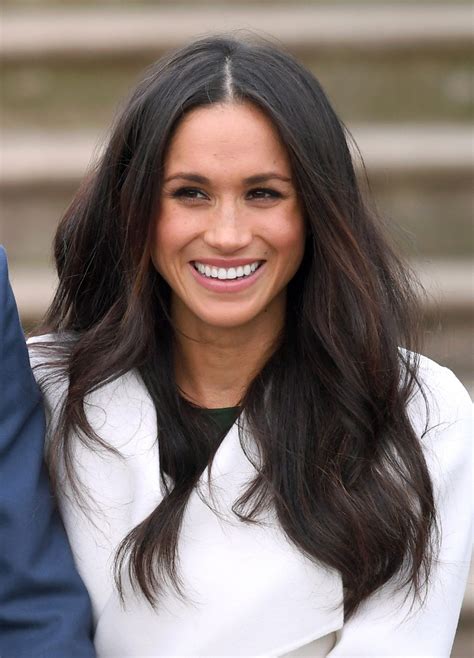 Meghan markle writes powerful essay about suffering miscarriage. Meghan Markle Surprised Guests at the Queen's Christmas ...