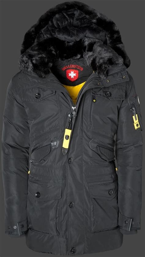 Куртки Falkland материал Hahemeairtec цвет Schwarz Артикул № Falk 435