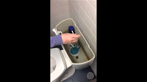 Checking A Toilet For Leaks Youtube