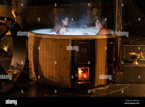 A Skargards Swedish Hot Tub At Eagle Mill Rooms Houghton
