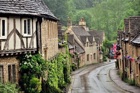 Top 10 Most Beautiful Villages In England You Must See