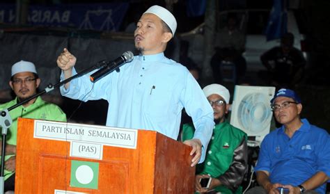 Ceramah politik terkini on mainkeys. Lupakan dendam PAS terhadap UMNO demi Islam - Nik Abduh ...