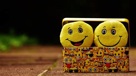 Two Smiley Yellow Emoji Inside Box Hd Emoji Wallpapers Hd Wallpapers