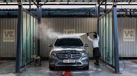 With this car wash option, you get the affordability and overall control of washing your car yourself—but you don't have to worry, for instance, about buying or storing supplies. We investigated the 24hr self-serve carwash phenomenon in Korea | CarsGuide - OverSteer