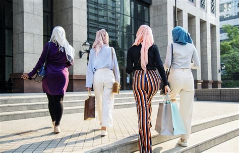 Dress Code For Women And Men In Dubai Amazing
