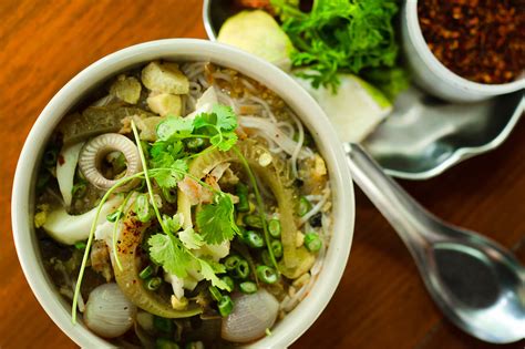 Top 10 Must Try Burmese Foods