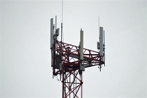Verizon Looks To Boost Area Service With New Tower Near Bluffs WLDS